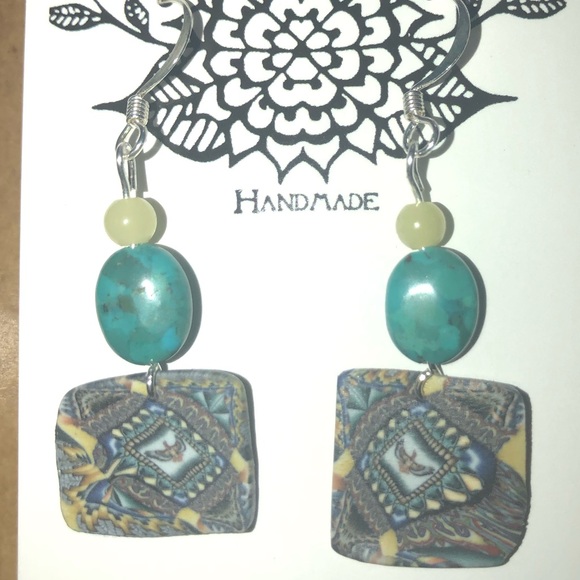 Artifact Earring - Picture 7 of 13